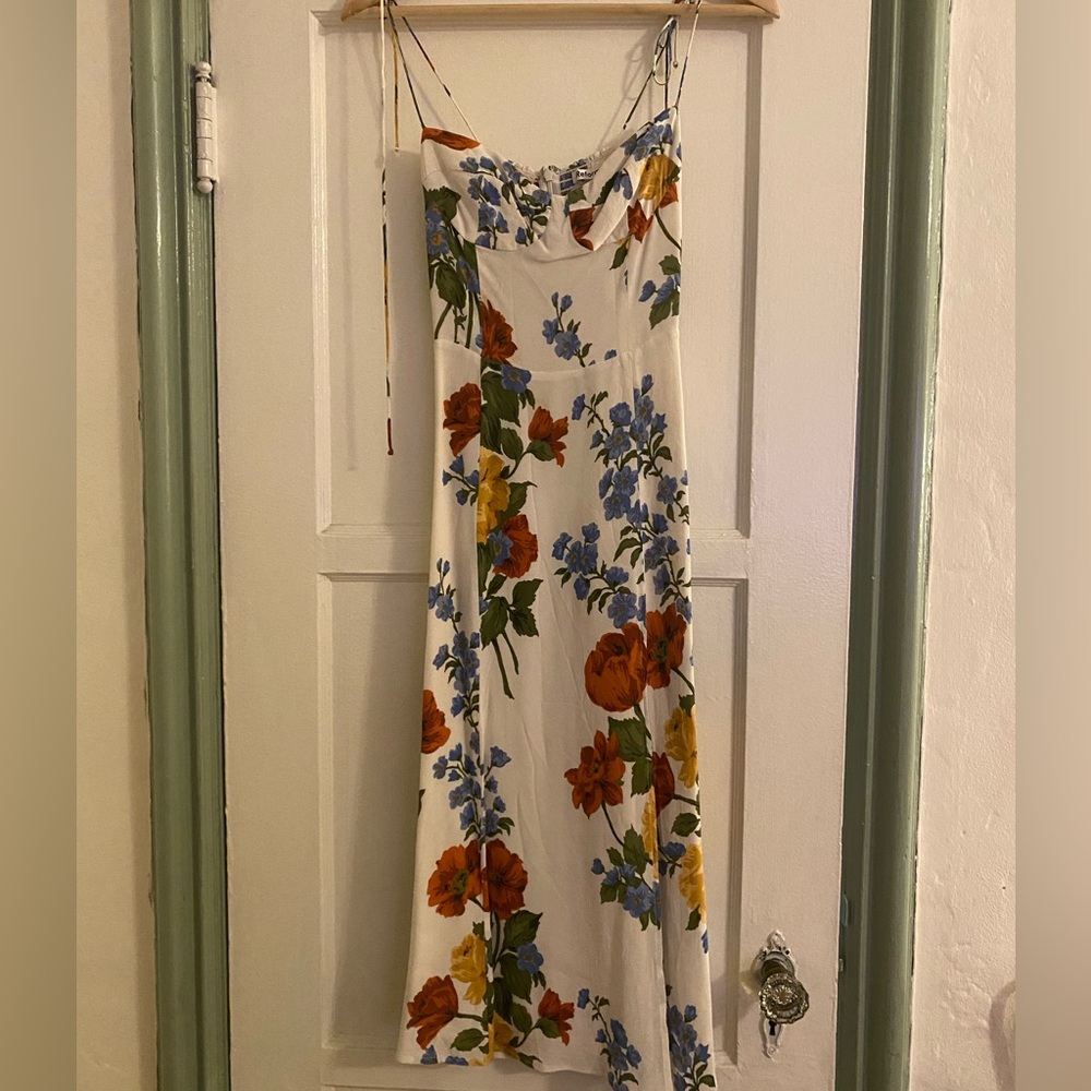 SOLD Reformation•White midi dress floral pattern, adjustable, tie straps